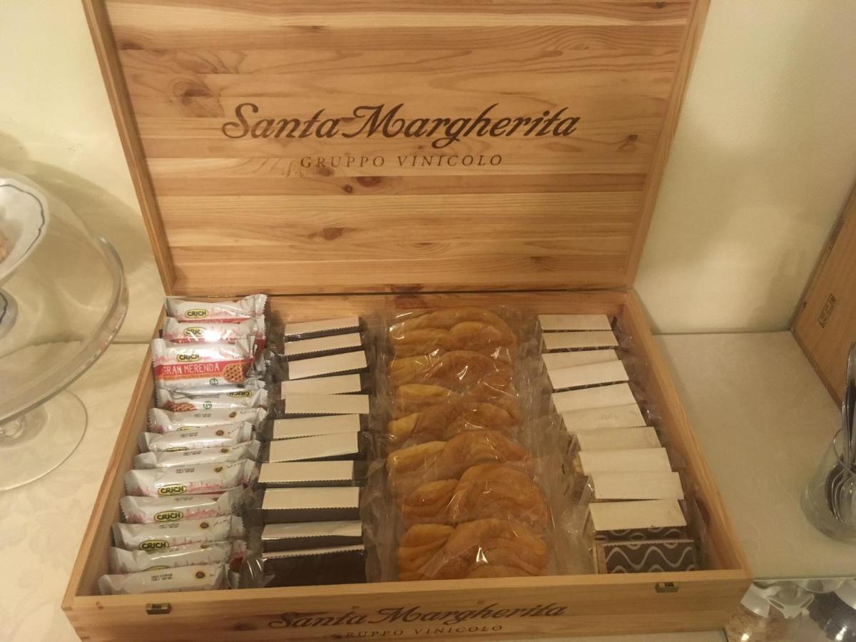 娜斯托阿佐罗酒店 蒙库泽 外观 照片